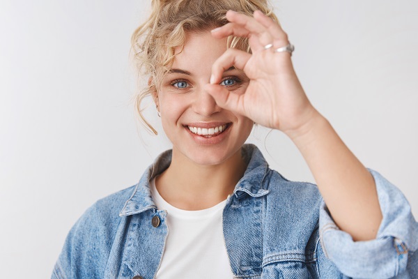 Occhi e stress: l’impatto delle emozioni sulla salute oculare